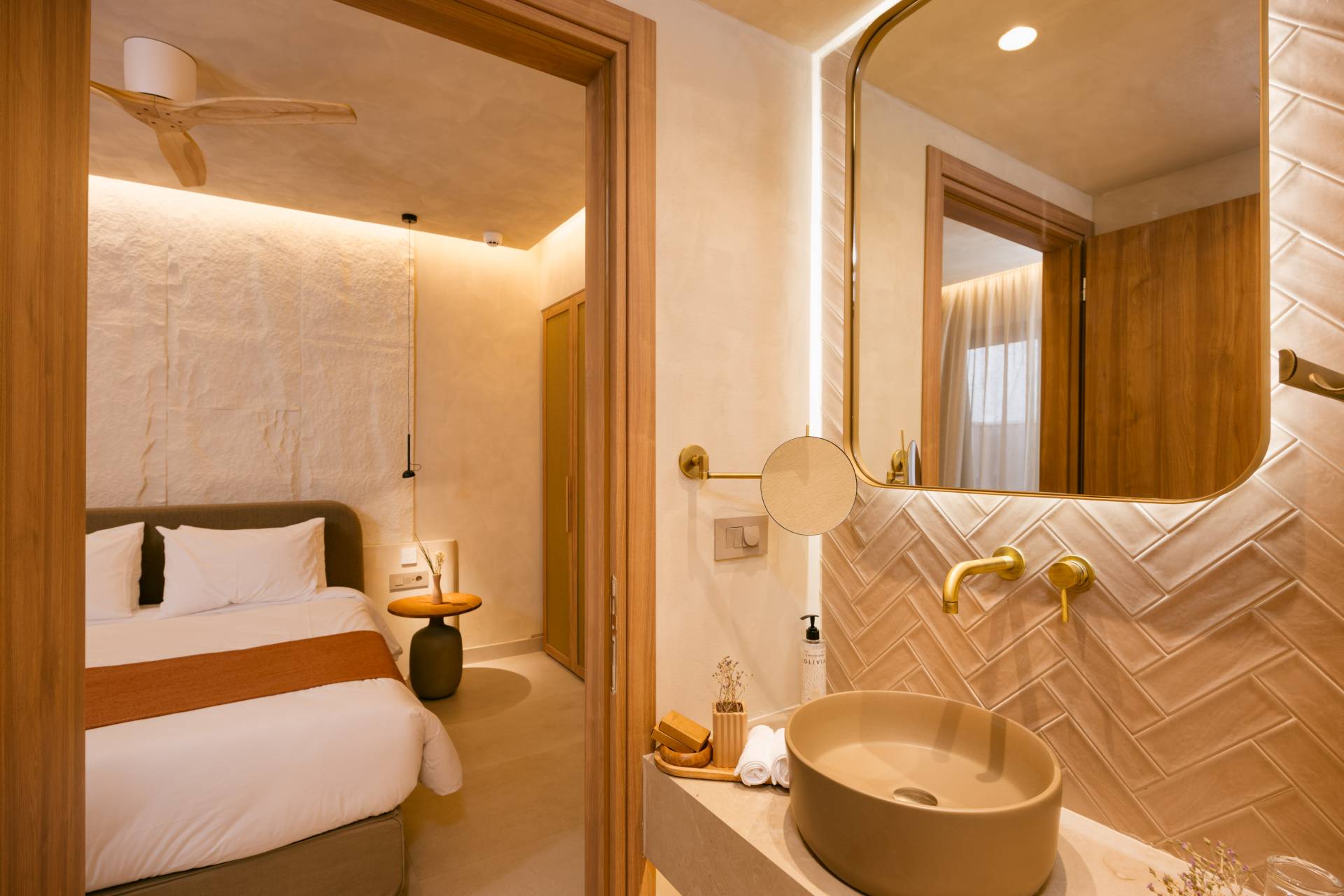 Junior Suite with Hot Tub