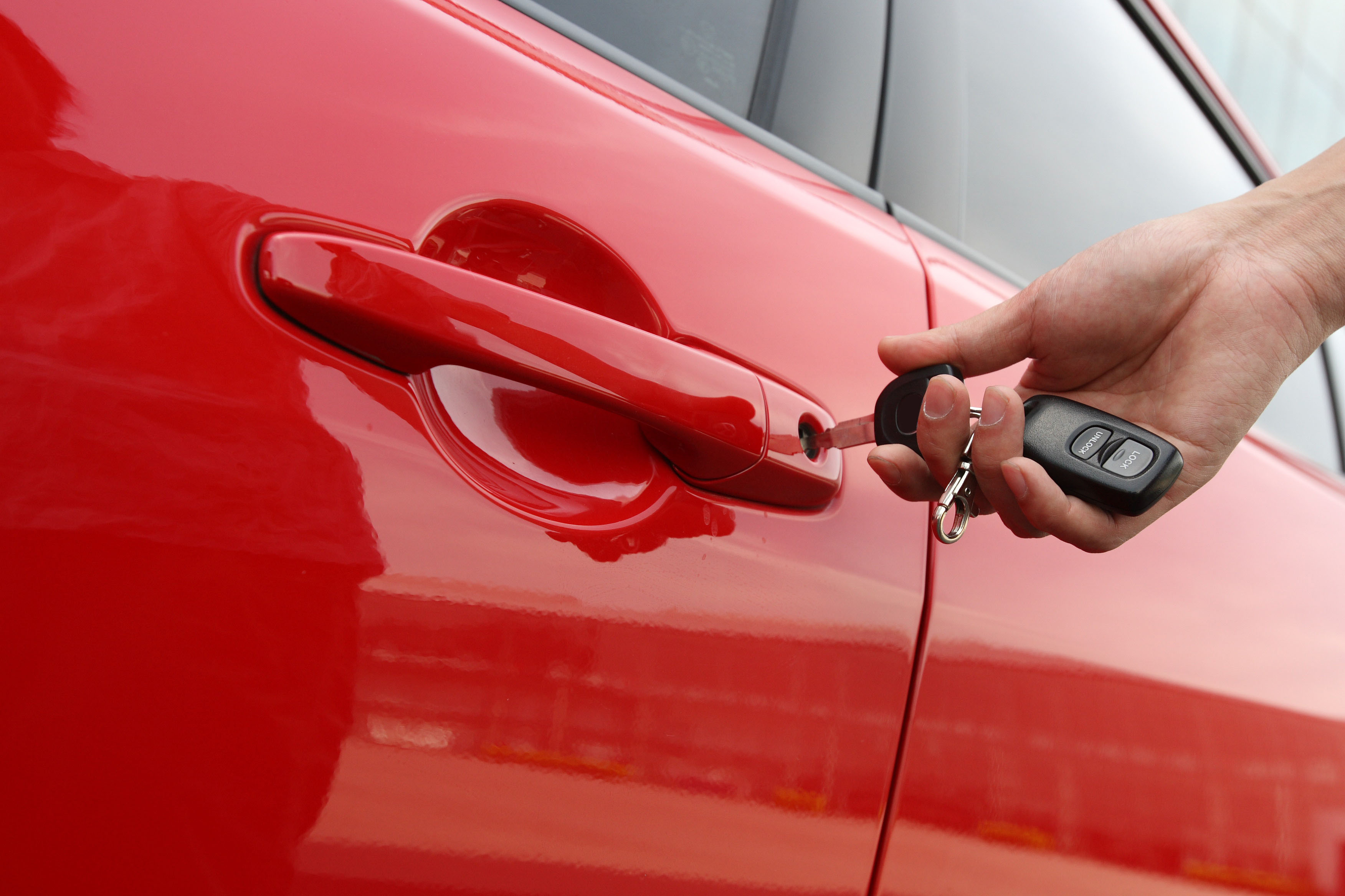 ERFAHREN SIE MEHR ÜBER AUTOPREVELI, DIE ZUVERLÄSSIGSTE AUTOVERMIETUNG IN PLAKIAS