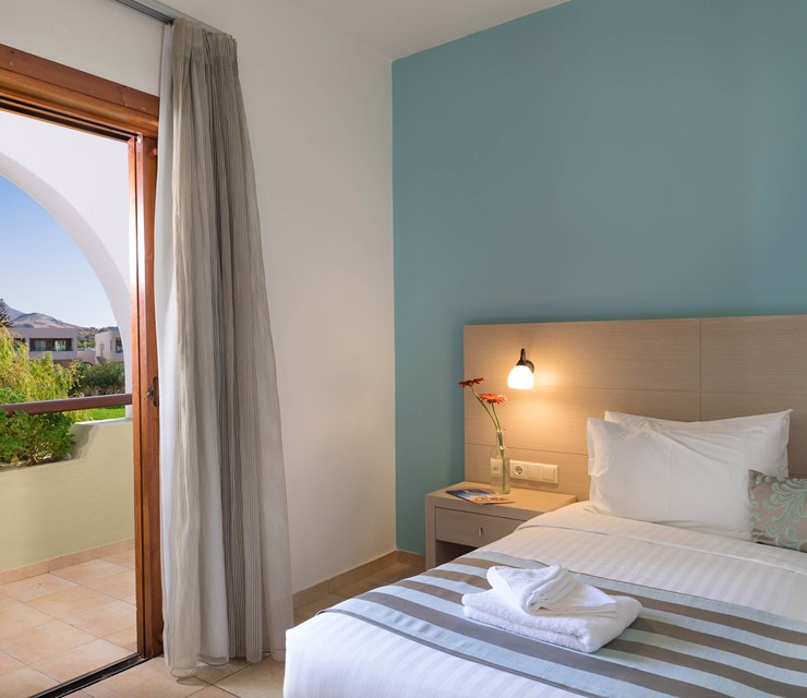 Triple Room with Side Sea View